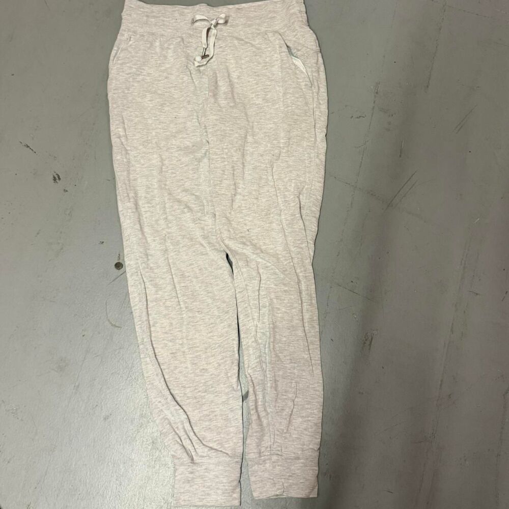 Lululemon Women's Grey Leggings
